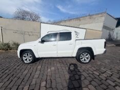 VOLKSWAGEN AMAROK 2.0 HIGHLINE 4X4 CD 16V TURBO INTERCOOLER 2019/2019 ELY AUTOMÓVEIS LAJEADO / Carros no Vale