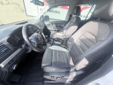 VOLKSWAGEN AMAROK 2.0 HIGHLINE 4X4 CD 16V TURBO INTERCOOLER 2019/2019 ELY AUTOMÓVEIS LAJEADO / Carros no Vale
