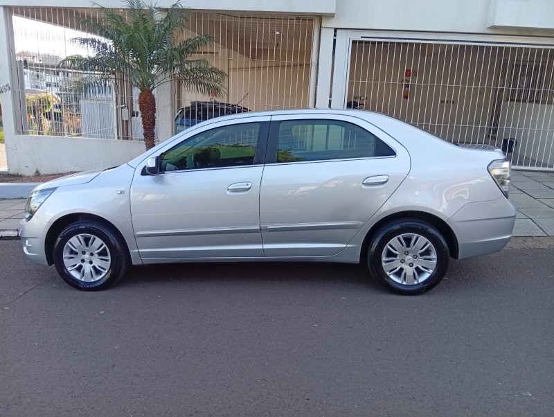 CHEVROLET COBALT 1.8 LTZ 2013/2014 ALTERNATIVA VEÍCULOS LAJEADO / Carros no Vale