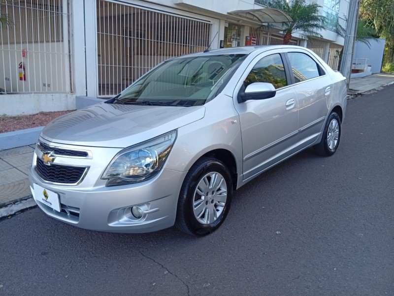 CHEVROLET COBALT 1.8 LTZ 2013/2014 ALTERNATIVA VEÍCULOS LAJEADO / Carros no Vale