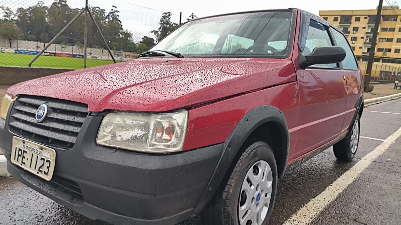 FIAT UNO 1.0 MPI MILLE FIRE 8V 2008/2008 ADRIANO VEÍCULOS CRUZEIRO DO SUL / Carros no Vale
