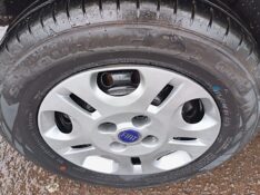 FIAT UNO 1.0 MPI MILLE FIRE 8V 2008/2008 ADRIANO VEÍCULOS CRUZEIRO DO SUL / Carros no Vale