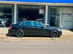 MERCEDES-BENZ C 180 1.8 CGI CLASSIC 16V TURBO 2012/2012 SÉTIMA VEÍCULOS GUAPORÉ / Carros no Vale