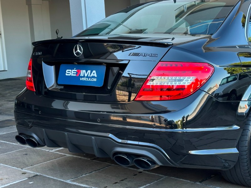 MERCEDES-BENZ C 180 1.8 CGI CLASSIC 16V TURBO 2012/2012 SÉTIMA VEÍCULOS GUAPORÉ / Carros no Vale