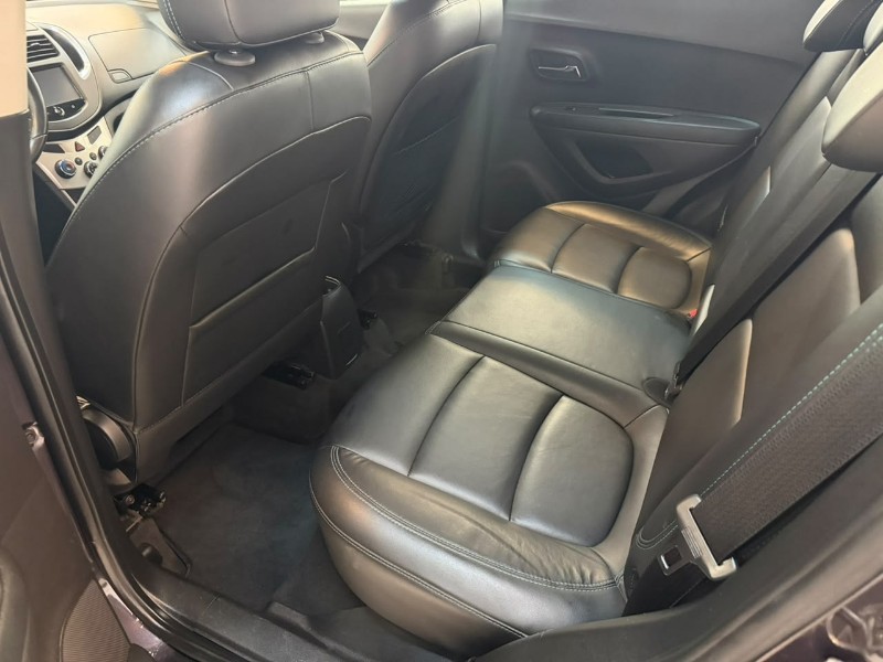 CHEVROLET TRACKER LTZ 1.8 2016/2016 LUCAS AUTOMÓVEIS BOM RETIRO DO SUL / Carros no Vale CHEVROLET TRACKER LTZ 1.8 2016/2016 LUCAS AUTOMÓVEIS BOM RETIRO DO SUL / Carros no Vale