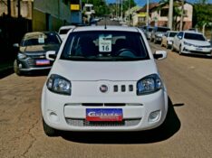 FIAT UNO VIVACE CELEB. 1.0 EVO F.FLEX 8V 5P 2015/2016 CRUZEIRO MULTIMARCAS CRUZEIRO DO SUL / Carros no Vale
