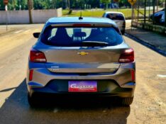 CHEVROLET ONIX 1.0 HATCH RS 12V TURBO 2022/2023 CRUZEIRO MULTIMARCAS CRUZEIRO DO SUL / Carros no Vale