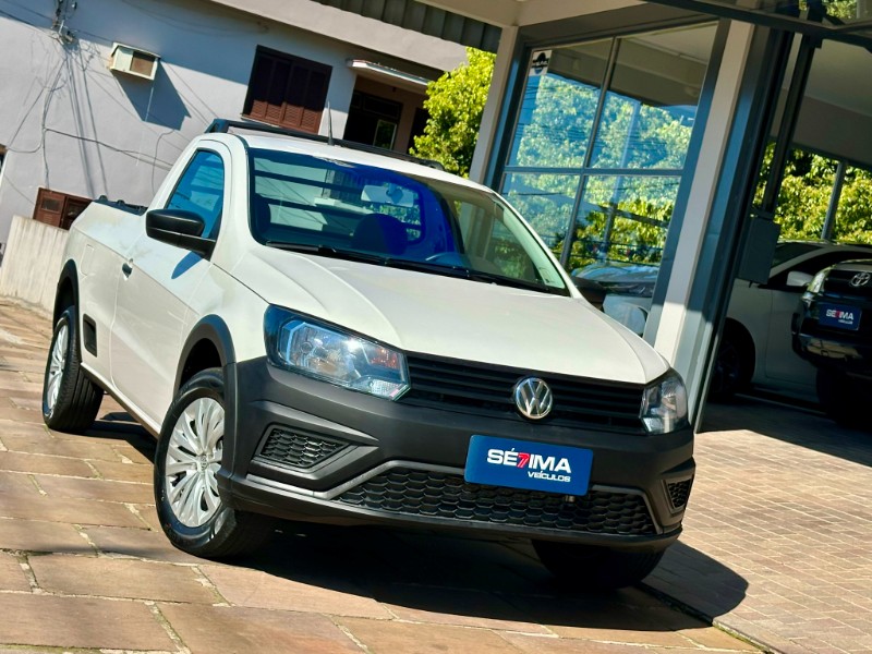 VOLKSWAGEN SAVEIRO ROBUST 1.6 8V CS 2023/2023 SÉTIMA VEÍCULOS GUAPORÉ / Carros no Vale