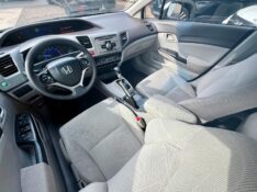 HONDA CIVIC 1.8 LXS 16V FLEX 4P AUTOMÁTICO /2014 AR MULTIMARCAS VENÂNCIO AIRES / Carros no Vale