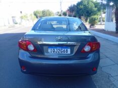 TOYOTA COROLLA SEG 1.8 2009/2010 ALTERNATIVA VEÍCULOS LAJEADO / Carros no Vale
