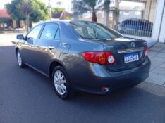 TOYOTA COROLLA SEG 1.8 2009/2010 ALTERNATIVA VEÍCULOS LAJEADO / Carros no Vale