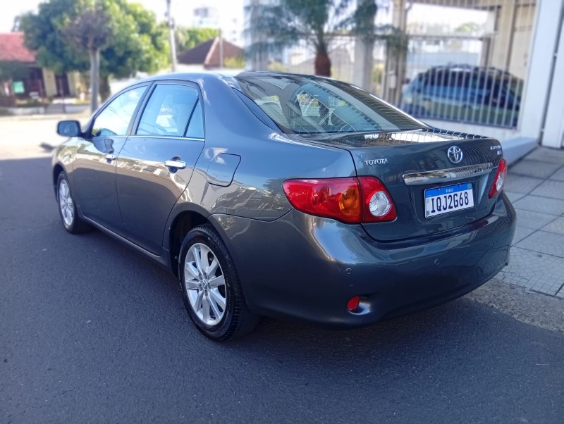 TOYOTA COROLLA SEG 1.8 2009/2010 ALTERNATIVA VEÍCULOS LAJEADO / Carros no Vale