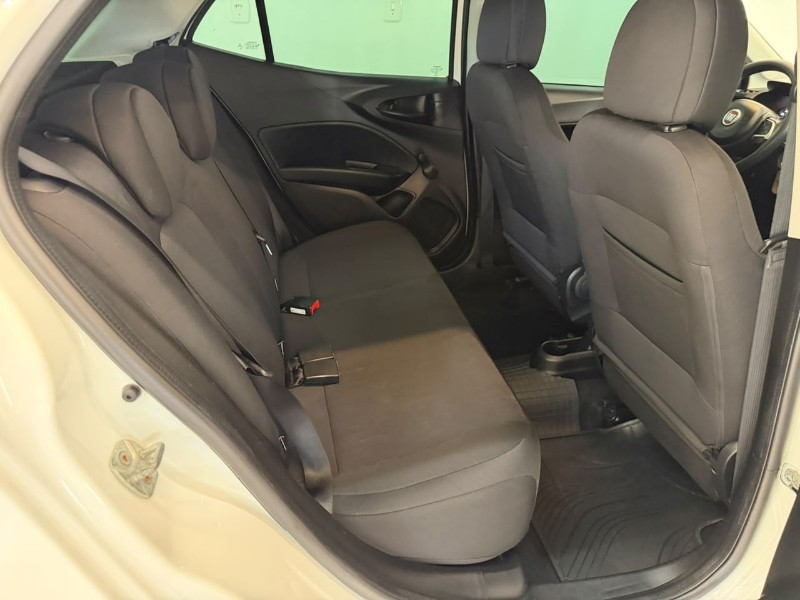 FIAT ARGO 1.3 DRIVE 2020/2020 LUCAS AUTOMÓVEIS BOM RETIRO DO SUL / Carros no Vale
