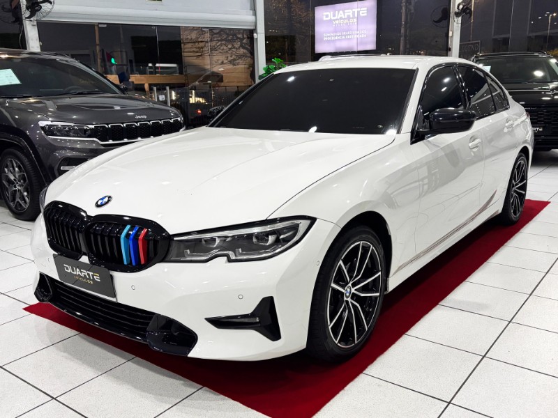 BMW 320i 2.0 16V TURBO GASOLINA SPORT AUTOMÁTICO 2019/2020 DUARTE VEÍCULOS PORTO ALEGRE / Carros no Vale