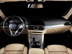 BMW 320i 2.0 16V TURBO GASOLINA SPORT AUTOMÁTICO 2019/2020 DUARTE VEÍCULOS PORTO ALEGRE / Carros no Vale