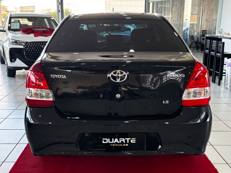TOYOTA ETIOS SEDAN X 1.5 16V FLEX 2018/2019 DUARTE VEÍCULOS PORTO ALEGRE / Carros no Vale TOYOTA ETIOS SEDAN X 1.5 16V FLEX 2018/2019 DUARTE VEÍCULOS PORTO ALEGRE / Carros no Vale