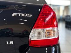 TOYOTA ETIOS SEDAN X 1.5 16V FLEX 2018/2019 DUARTE VEÍCULOS PORTO ALEGRE / Carros no Vale