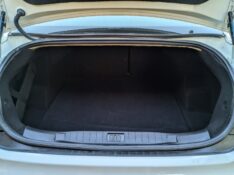 PEUGEOT 408 2.0 ALLURE 16V 2012/2013 RICARDO VEÍCULOS TEUTÔNIA / Carros no Vale