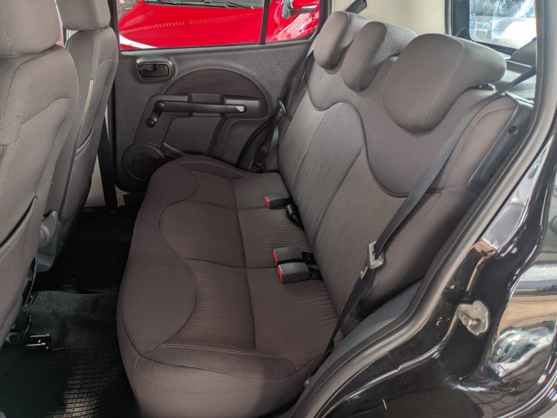 FIAT UNO WAY 1.0 EVO FIRE FLEX 8V 5P 2012/2012 RICARDO VEÍCULOS TEUTÔNIA / Carros no Vale