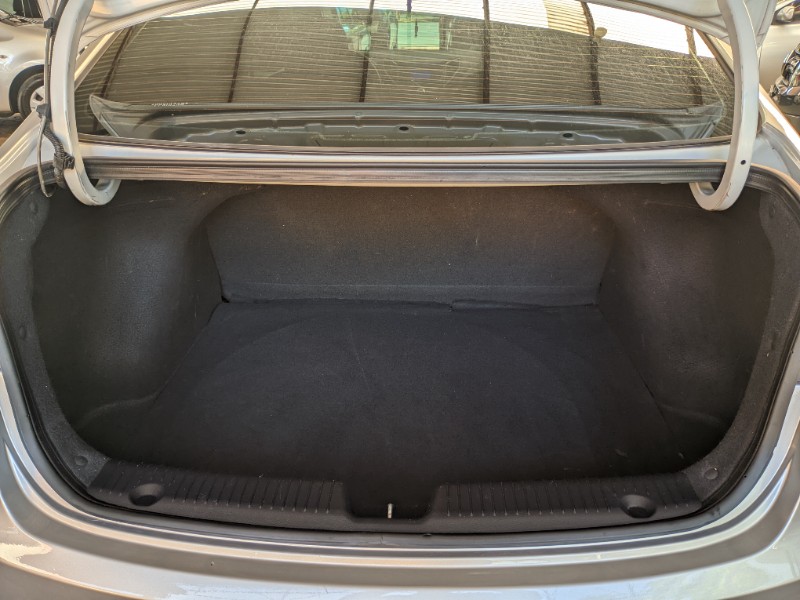 HYUNDAI HB20S 1.6 COMFORT PLUS 16V 2015 2015/2015 RICARDO VEÍCULOS TEUTÔNIA / Carros no Vale
