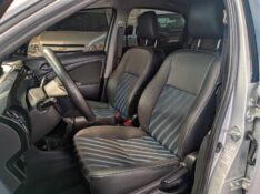 TOYOTA ETIOS 1.5 XS SEDAN 16V FLEX 4P MANUAL 2015/2016 RICARDO VEÍCULOS TEUTÔNIA / Carros no Vale
