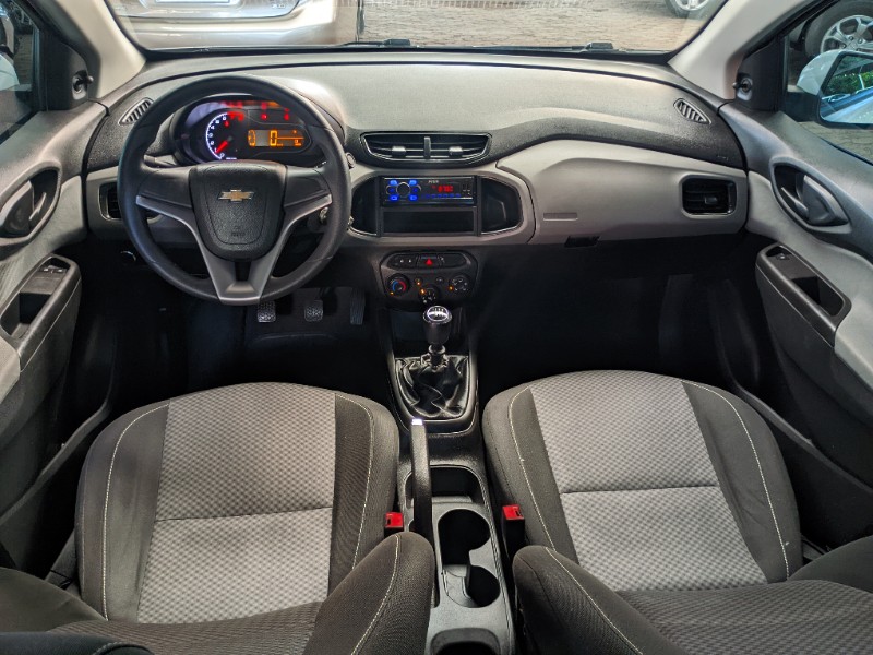 CHEVROLET PRISMA SED. JOY/ LS 1.0 8V FLEXPOWER 4P 2018/2019 RICARDO VEÍCULOS TEUTÔNIA / Carros no Vale