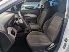 CHEVROLET PRISMA SED. JOY/ LS 1.0 8V FLEXPOWER 4P 2018/2019 RICARDO VEÍCULOS TEUTÔNIA / Carros no Vale