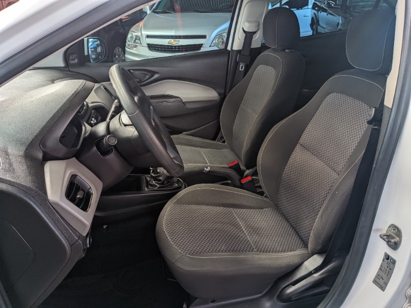 CHEVROLET PRISMA SED. JOY/ LS 1.0 8V FLEXPOWER 4P 2018/2019 RICARDO VEÍCULOS TEUTÔNIA / Carros no Vale