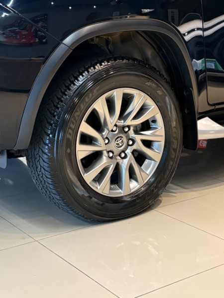TOYOTA HILUX SW4 2.8 SRX 4X4 2021/2021 JM AUTOMÓVEIS VENÂNCIO AIRES / Carros no Vale TOYOTA HILUX SW4 2.8 SRX 4X4 2021/2021 JM AUTOMÓVEIS VENÂNCIO AIRES / Carros no Vale
