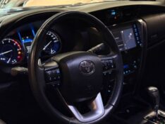 TOYOTA HILUX SW4 2.8 SRX 4X4 2021/2021 JM AUTOMÓVEIS VENÂNCIO AIRES / Carros no Vale