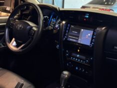 TOYOTA HILUX SW4 2.8 SRX 4X4 2021/2021 JM AUTOMÓVEIS VENÂNCIO AIRES / Carros no Vale