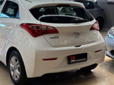 HYUNDAI HB20 1.0 COMFORT PLUS 2013/2014 JM AUTOMÓVEIS VENÂNCIO AIRES / Carros no Vale
