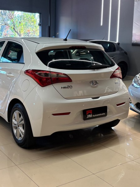 HYUNDAI HB20 1.0 COMFORT PLUS 2013/2014 JM AUTOMÓVEIS VENÂNCIO AIRES / Carros no Vale