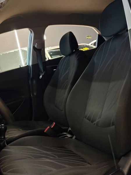 HYUNDAI HB20 1.0 COMFORT PLUS 2013/2014 JM AUTOMÓVEIS VENÂNCIO AIRES / Carros no Vale