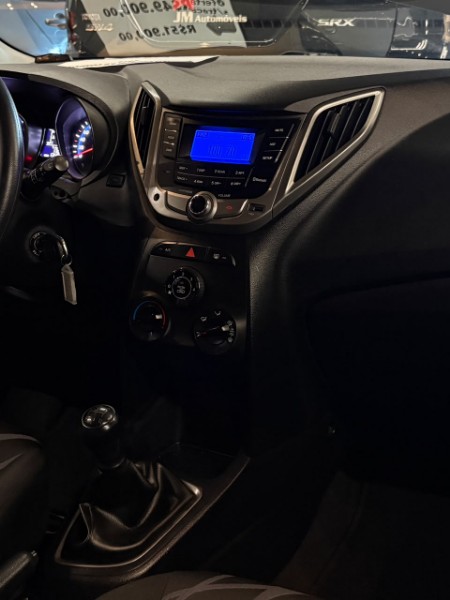 HYUNDAI HB20 1.0 COMFORT PLUS 2013/2014 JM AUTOMÓVEIS VENÂNCIO AIRES / Carros no Vale