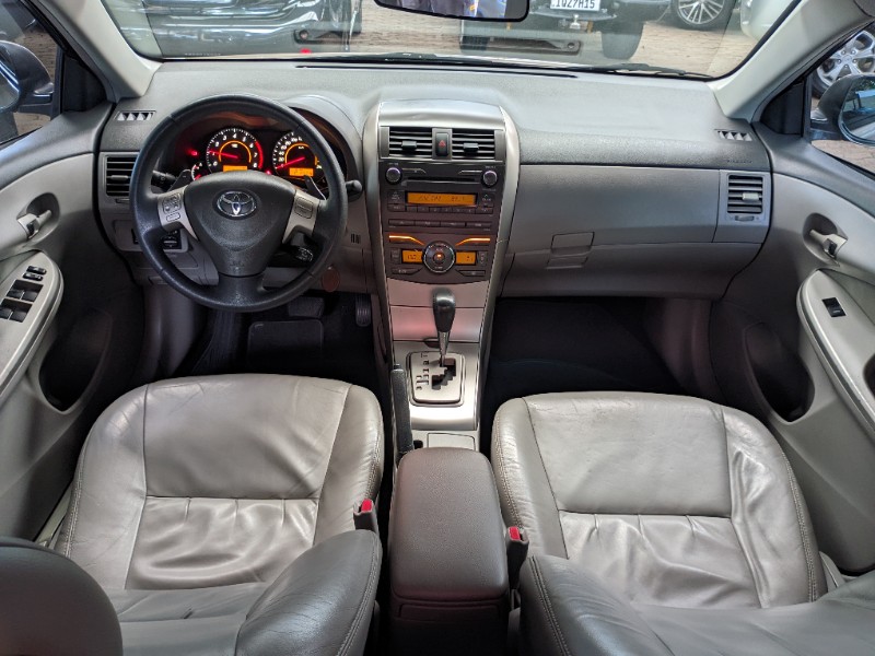TOYOTA COROLLA XEI 2.0 FLEX 16V AUT. 2010/2011 RICARDO VEÍCULOS TEUTÔNIA / Carros no Vale