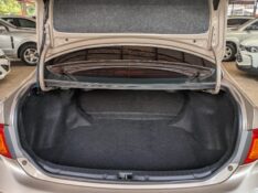 TOYOTA COROLLA XEI 2.0 FLEX 16V AUT. 2010/2011 RICARDO VEÍCULOS TEUTÔNIA / Carros no Vale