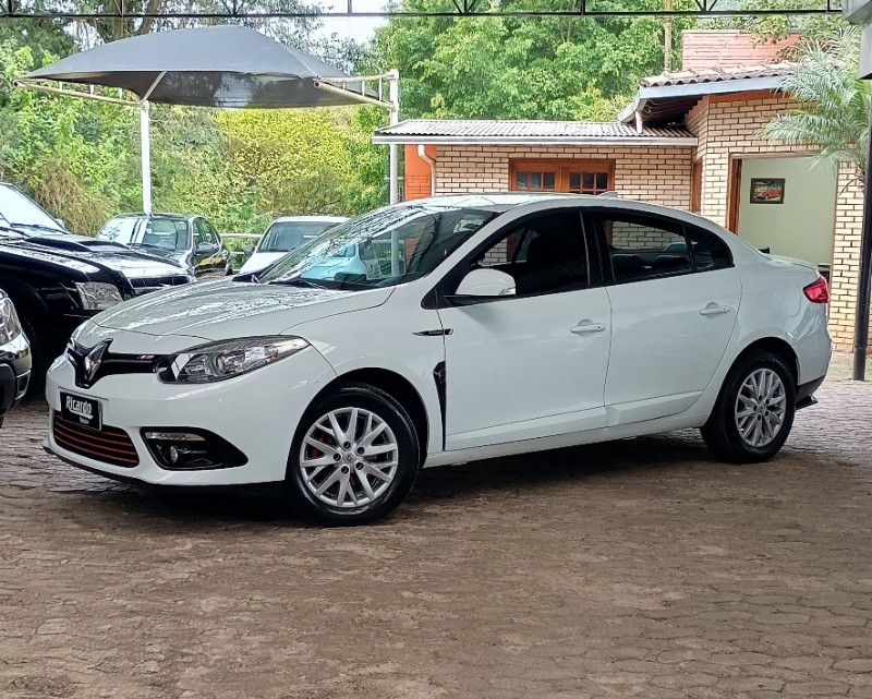 RENAULT FLUENCE 2.0 DYNAMIQUE PLUS 16V FLEX 4P AUTOMÁTICO 2017/2018 RICARDO VEÍCULOS TEUTÔNIA / Carros no Vale RENAULT FLUENCE 2.0 DYNAMIQUE PLUS 16V FLEX 4P AUTOMÁTICO 2017/2018 RICARDO VEÍCULOS TEUTÔNIA / Carros no Vale