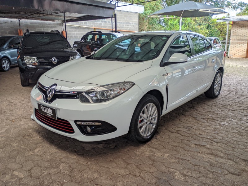 RENAULT FLUENCE 2.0 DYNAMIQUE PLUS 16V FLEX 4P AUTOMÁTICO 2017/2018 RICARDO VEÍCULOS TEUTÔNIA / Carros no Vale RENAULT FLUENCE 2.0 DYNAMIQUE PLUS 16V FLEX 4P AUTOMÁTICO 2017/2018 RICARDO VEÍCULOS TEUTÔNIA / Carros no Vale