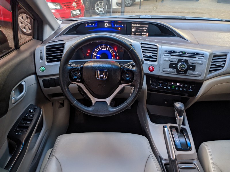 HONDA CIVIC 2.0 LXR 16V FLEX 4P AUTOMÁTICO 2014/2014 RICARDO VEÍCULOS TEUTÔNIA / Carros no Vale