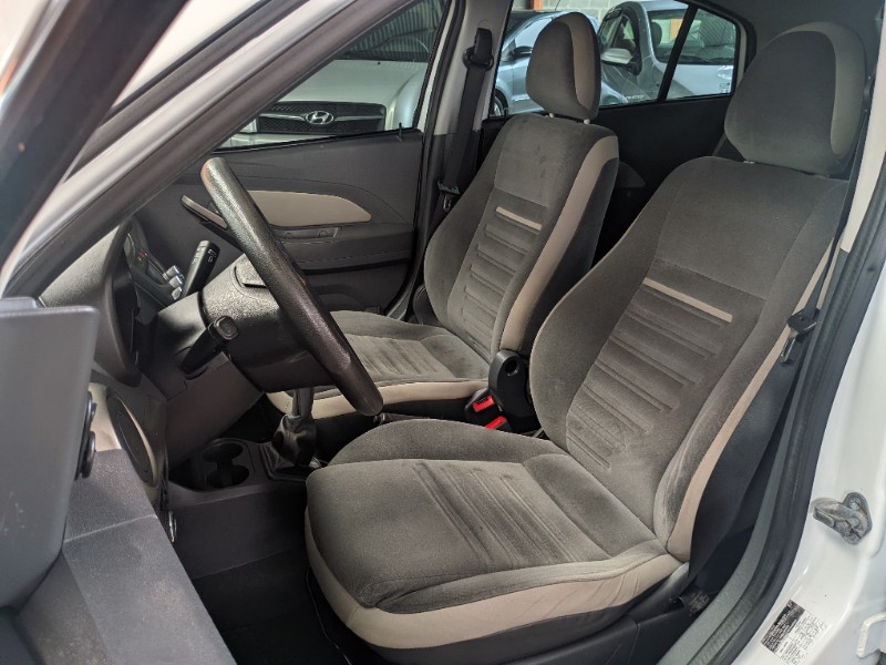 CHEVROLET AGILE LTZ 1.4 MPFI 8V FLEXPOWER 5P 2013/2014 RICARDO VEÍCULOS TEUTÔNIA / Carros no Vale
