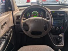 HYUNDAI TUCSON 2.0 GLS 2011/2012 RICARDO VEÍCULOS TEUTÔNIA / Carros no Vale