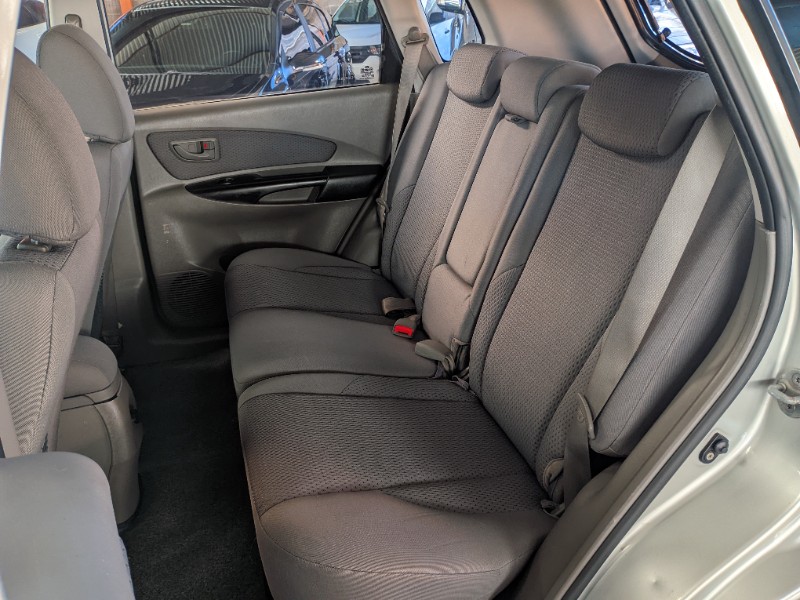 HYUNDAI TUCSON 2.0 GLS 2011/2012 RICARDO VEÍCULOS TEUTÔNIA / Carros no Vale
