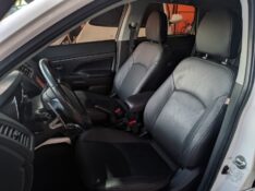 MITSUBISHI ASX 2.0 AWD 16V FLEX 4P AUTOMÁTICO 2017/2018 RICARDO VEÍCULOS TEUTÔNIA / Carros no Vale