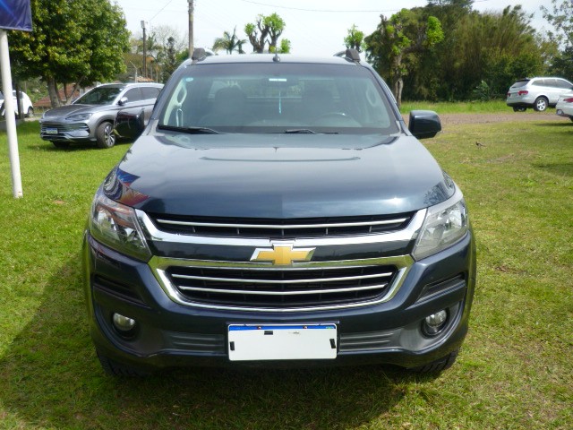 CHEVROLET S-10 PICK-UP LT 2.8 TDI 4X4 CD DIESEL AUT 2016/2017 PREMIUM AUTOMÓVEIS ARROIO DO MEIO / Carros no Vale CHEVROLET S-10 PICK-UP LT 2.8 TDI 4X4 CD DIESEL AUT 2016/2017 PREMIUM AUTOMÓVEIS ARROIO DO MEIO / Carros no Vale