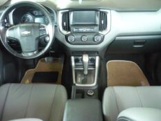 CHEVROLET S-10 PICK-UP LT 2.8 TDI 4X4 CD DIESEL AUT 2016/2017 PREMIUM AUTOMÓVEIS ARROIO DO MEIO / Carros no Vale