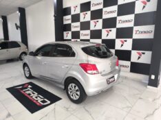 CHEVROLET ONIX 1.0 2018/2018 TIAGO AUTOMÓVEIS VENÂNCIO AIRES / Carros no Vale