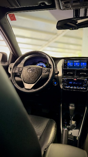 TOYOTA YARIS HATCH XLS 1.5 CVT 2019/2019 MALAGGI VEÍCULOS ENCANTADO / Carros no Vale TOYOTA YARIS HATCH XLS 1.5 CVT 2019/2019 MALAGGI VEÍCULOS ENCANTADO / Carros no Vale