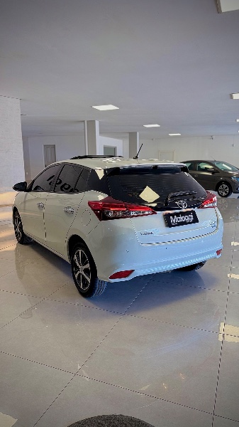 TOYOTA YARIS HATCH XLS 1.5 CVT 2019/2019 MALAGGI VEÍCULOS ENCANTADO / Carros no Vale TOYOTA YARIS HATCH XLS 1.5 CVT 2019/2019 MALAGGI VEÍCULOS ENCANTADO / Carros no Vale