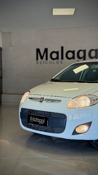 FIAT PALIO 1.0 MPI ATTRACTIVE 8V FLEX 4P MANUAL 2012/2013 MALAGGI VEÍCULOS ENCANTADO / Carros no Vale